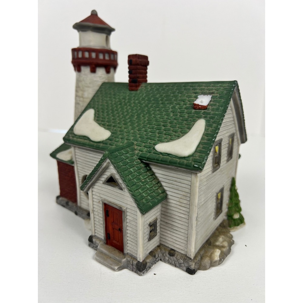 Craggy Cove Lighthouse House Christmas Village Decoration Holiday Decor‎ Dept 56